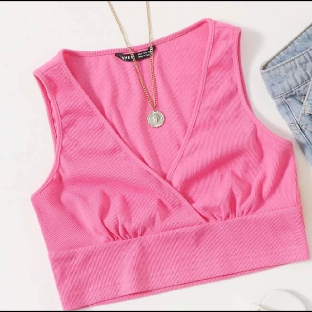 Crop tank top